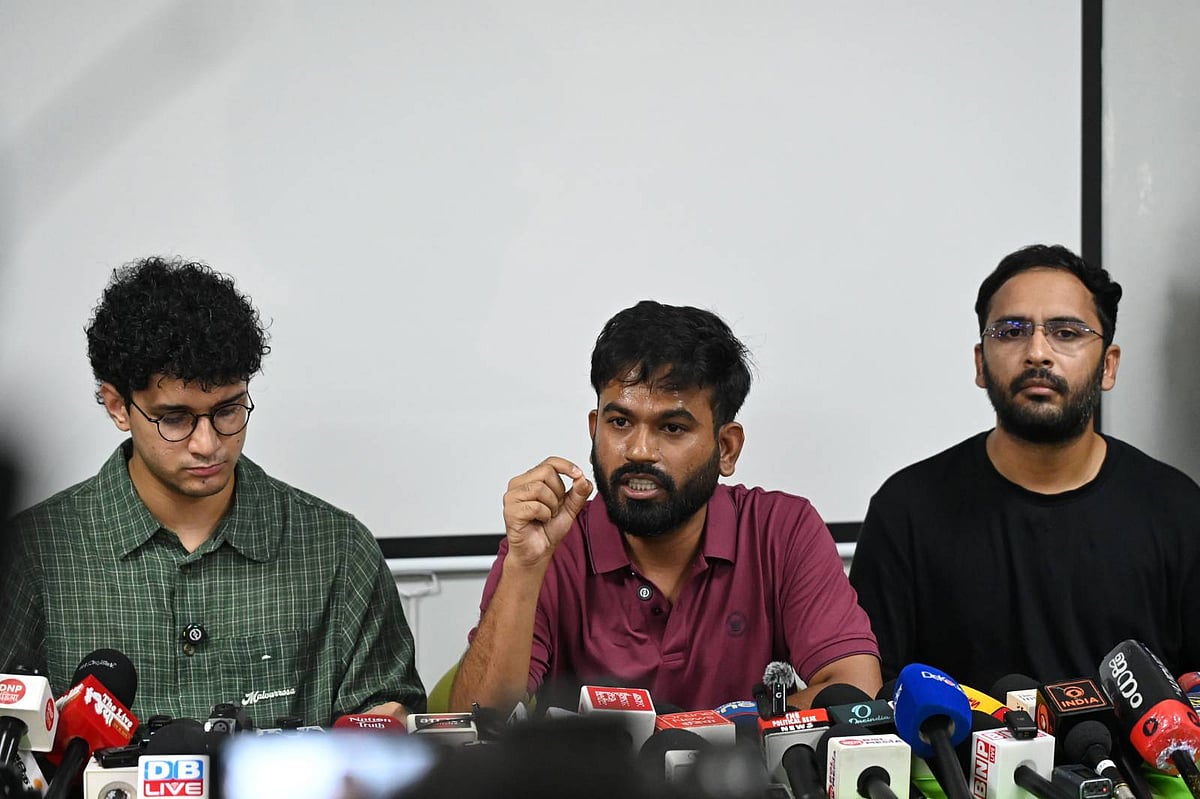 At a press conference, CJP co-convenor Ashutosh Ranka called for criminal proceedings against Kumar