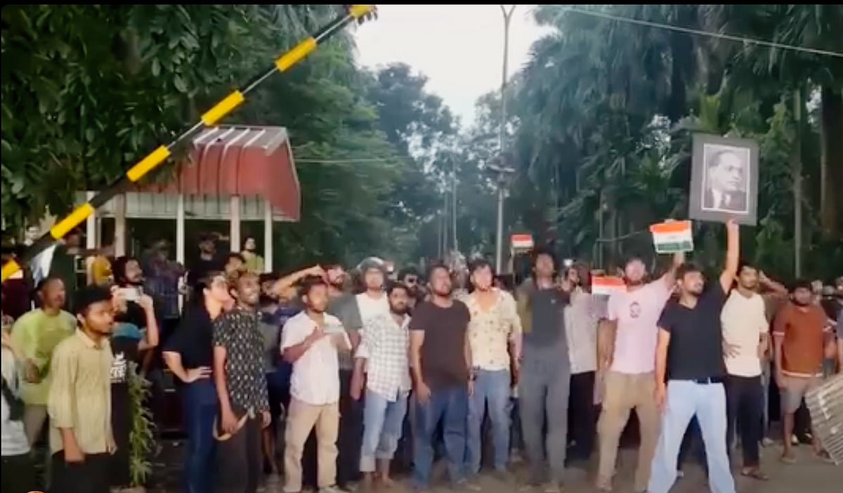 Kolkata SRFTI: Students claim attack by 'outsiders', at least 4 hurt
