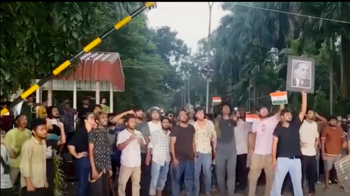 SRFTI students protest the attack