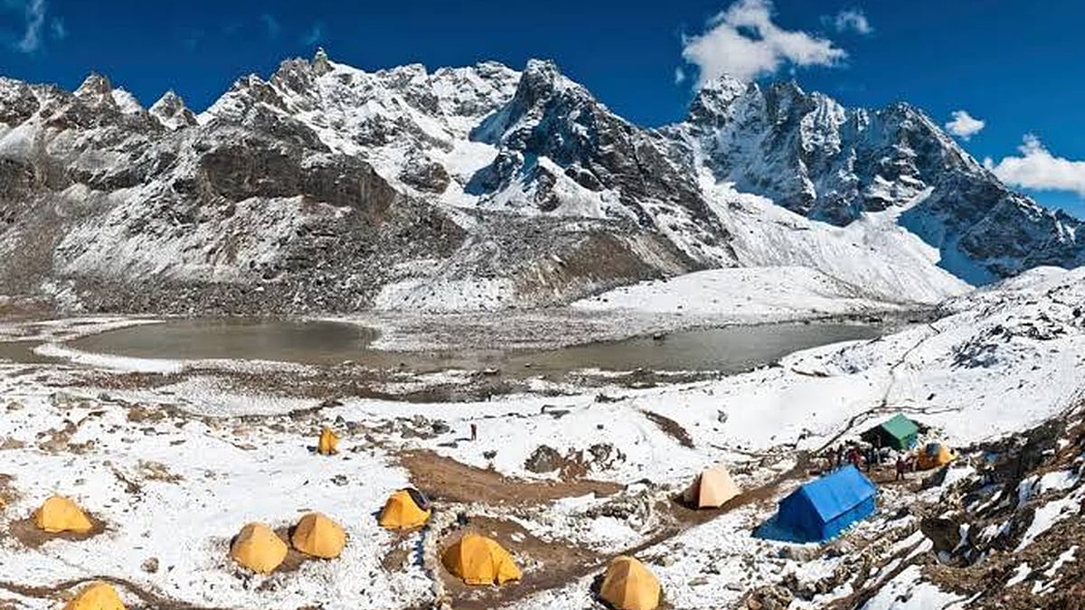 Nepal: Fresh avalanche leaves 10 missing, revives Rasuwa trauma