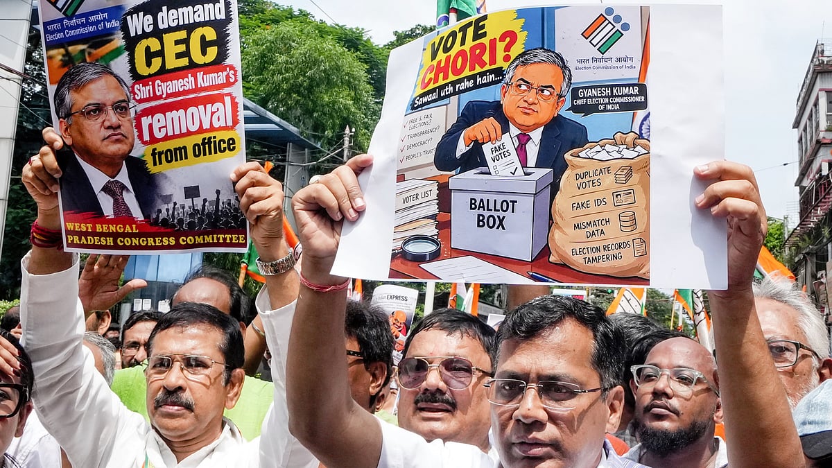 West Bengal Congress leaders and workers protest against CEC Gyanesh Kumar in Kolkata, 25 Sep