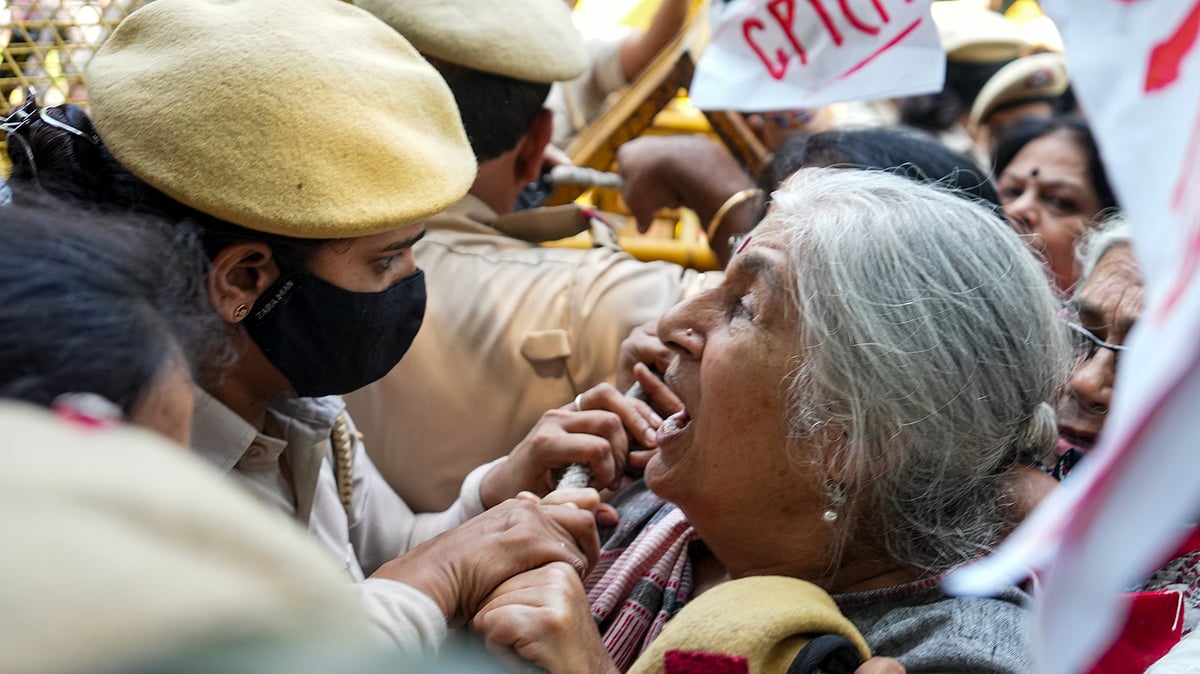 Subhashini Ali vows daily protests over SIR