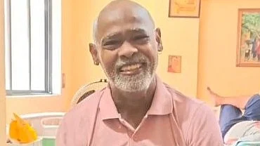 Vinod Kambli at the elder care centre in Thane.