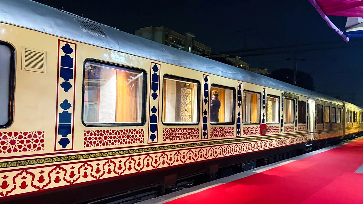 Palace on Wheels