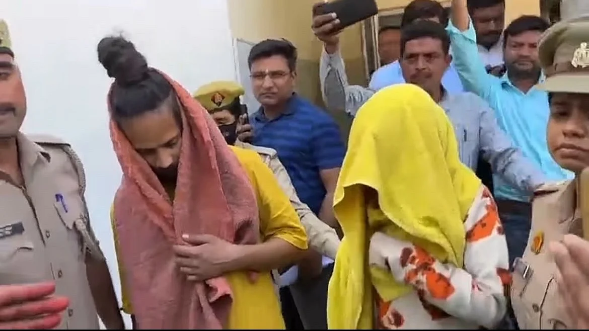 The two accused ahead of their conviction