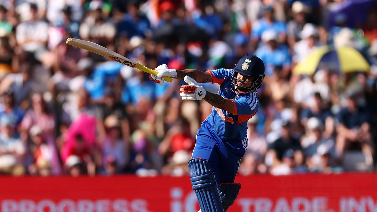 Asian Games: Handshake, Naqvi the posers as India set up Pakistan final