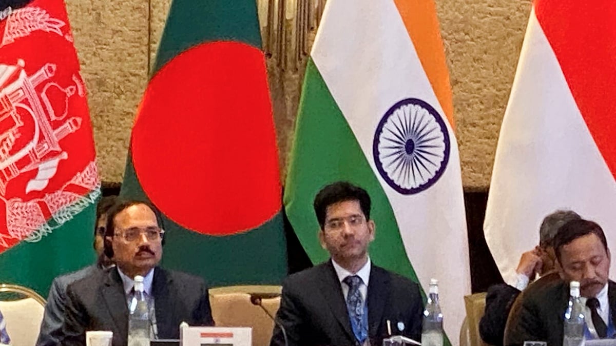 Chief Justice of India Surya Kant (left) at Samarkand, Uzbekistan.
