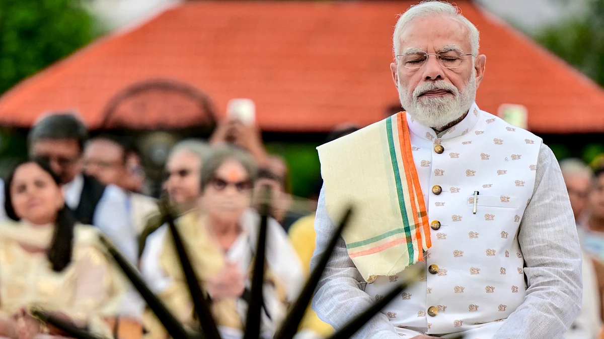 PM Narendra Modi at a prayer meeting on Gandhi Jayanti, at Gandhi Smriti, New Delhi