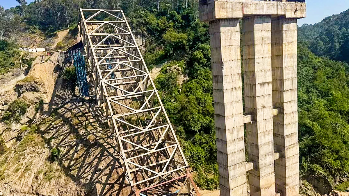 A collapsed under-construction truss bridge over Hathli Khad on the Shimla-Mator four-lane corridor