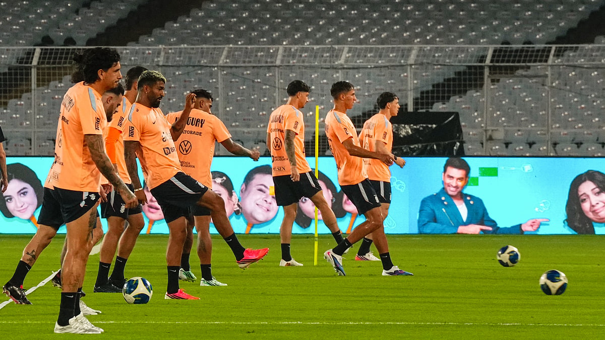 The Uruguay team in practice