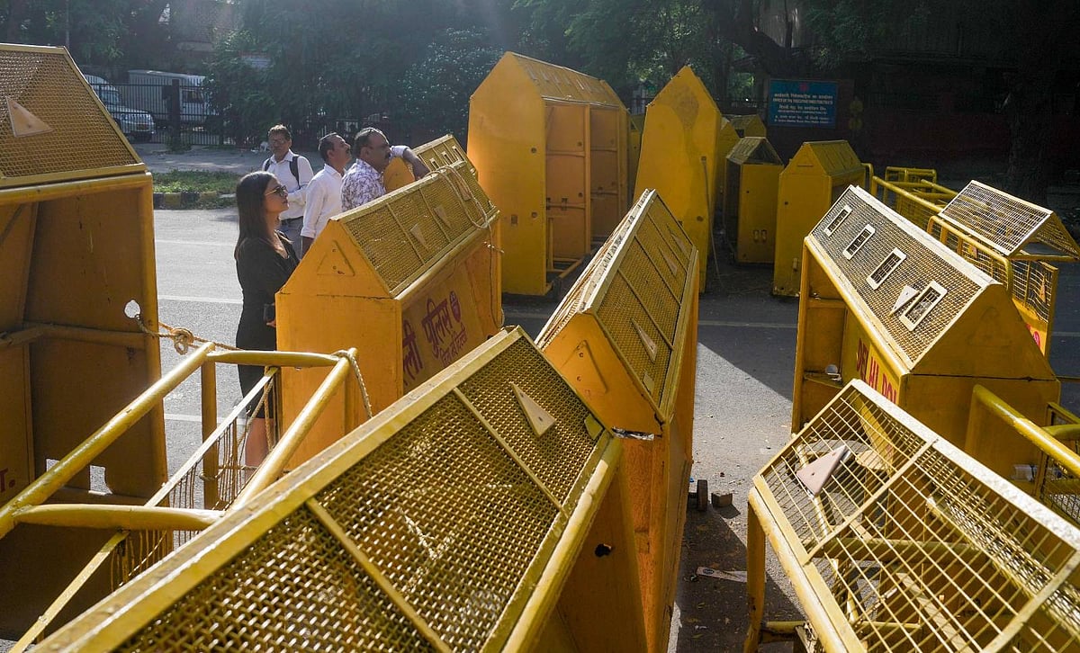 Delhi protest LIVE: SC raises alarm over plan to shut 57 Metro stations