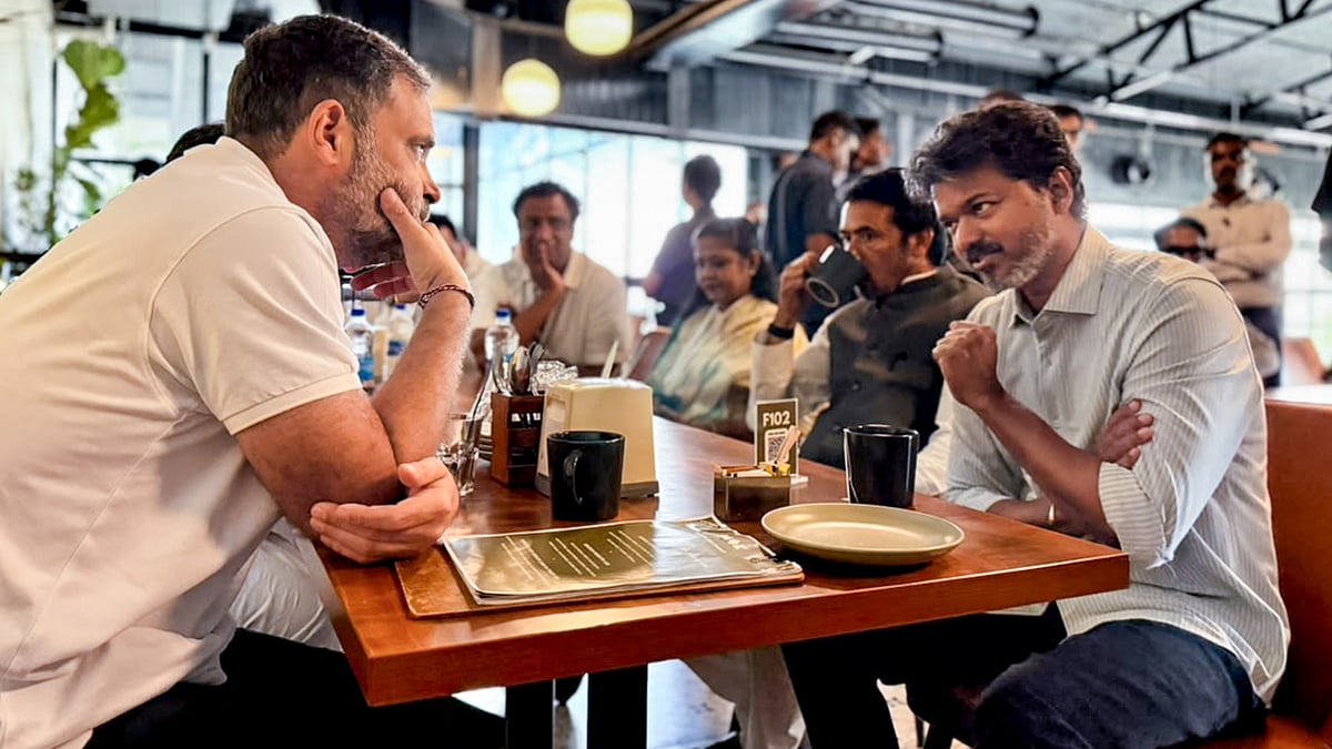 Rahul Gandhi meets Tamil Nadu CM Vijay