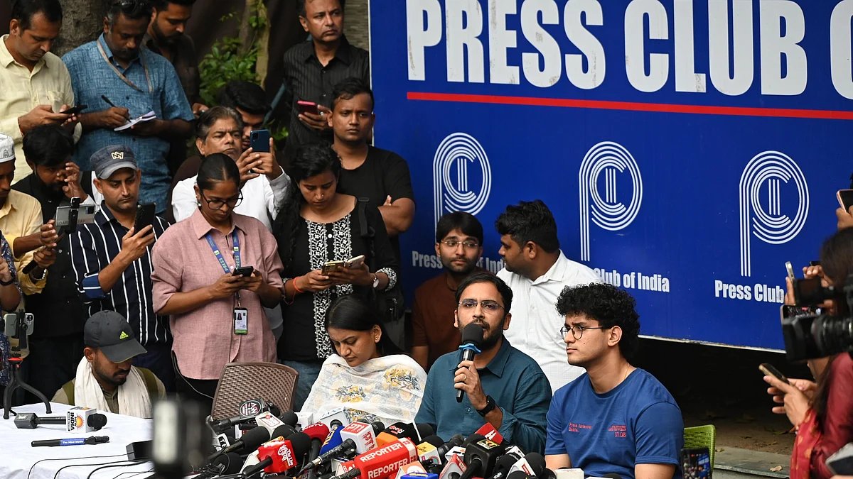 CJP leaders addressing press conference on 11 October