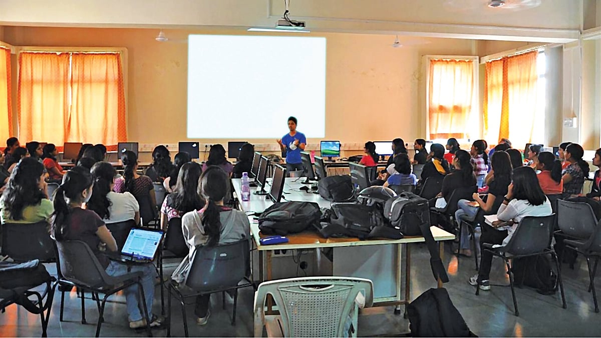 When students outsource crucial work to AI tools, experts see it as a form of ‘cognitive offloading’