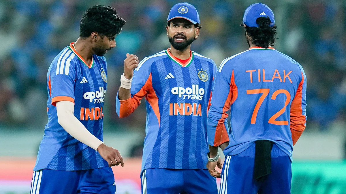 Mayank Yadav, Shreyas Iyer and Tilak Varma during the fourth T20I match in Hyderabad, 14 Oct