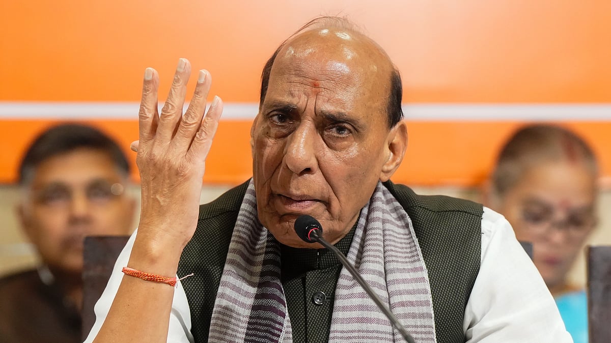 Rajnath Singh at the press conference in Lucknow, 16 Oct