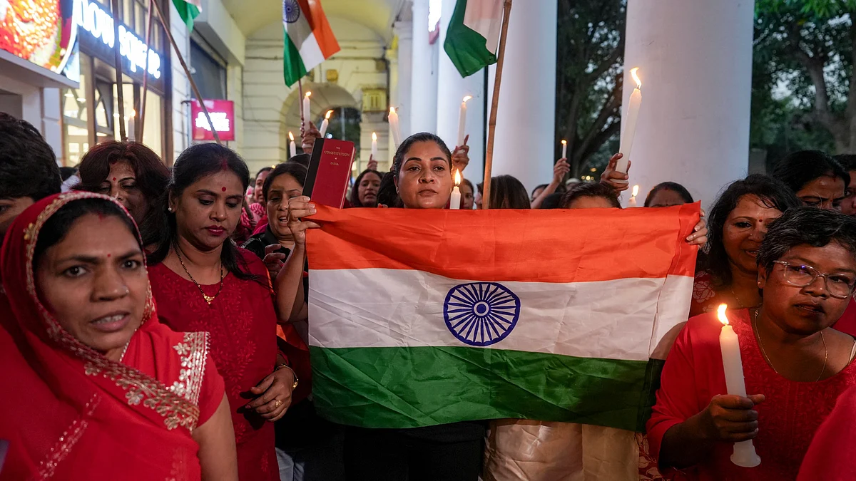 Mahila Congress demand justice for Ankia Bhandari in New Delhi on 18 October 