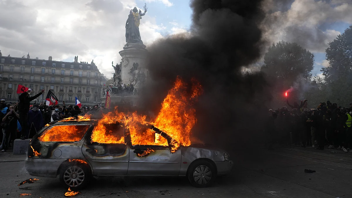 An estimated 550,000 people took to the streets.