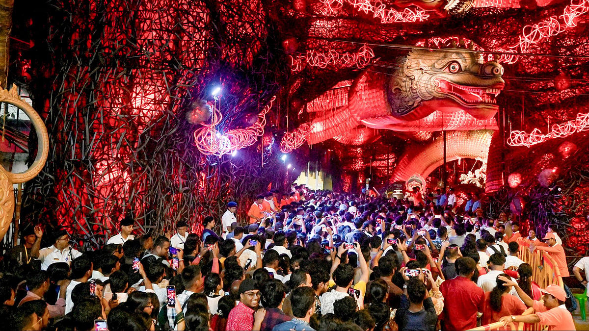 A packed Puja pandal