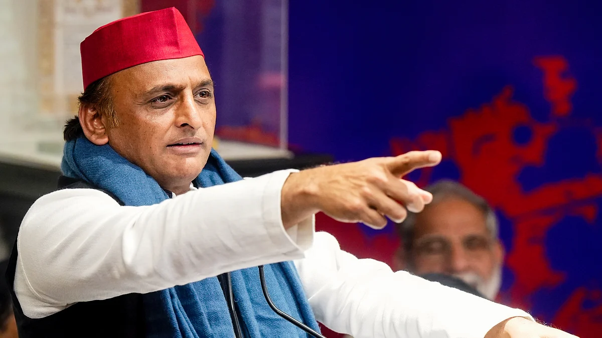 Akhilesh Yadav addresses a press conference at the party office in Lucknow, 16 Oct