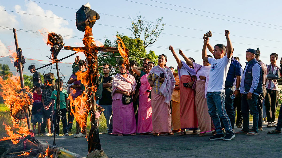 A protest against the killing of three Meiteis by suspected militants, in Imphal, 21 Oct