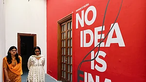 People at Raihan Vadra's exhibition titled 'No Idea Is Final', New Delhi, 22 Oct
