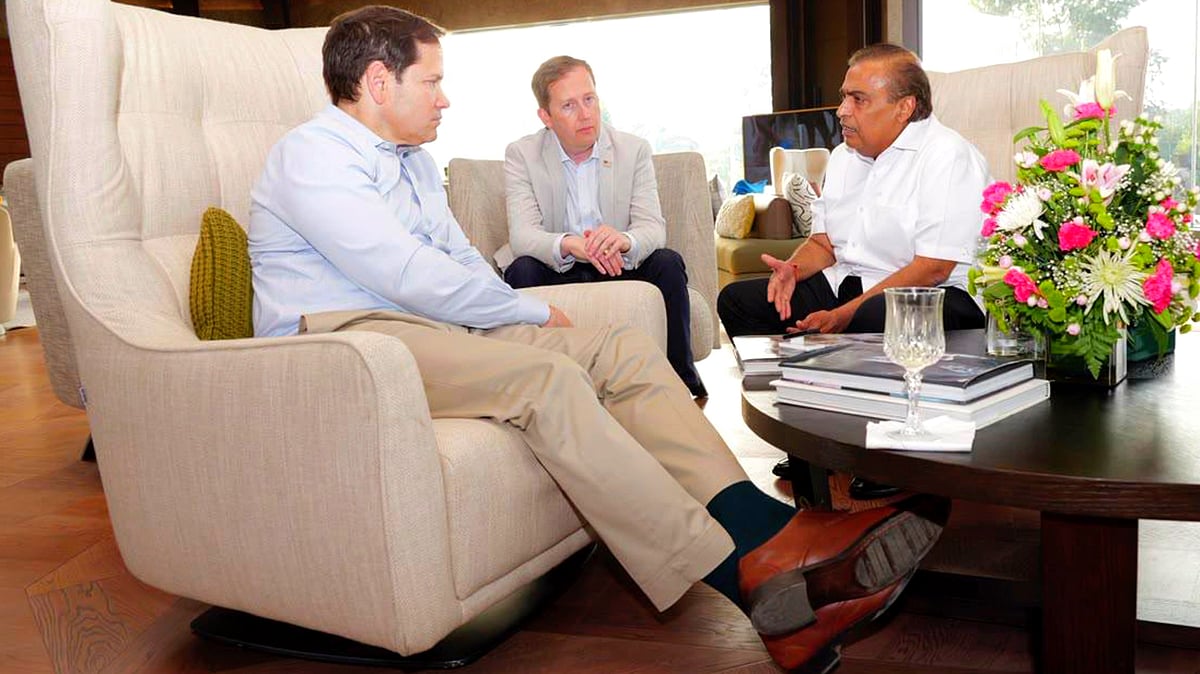 Marco Rubio with Mukesh Ambani during the visit to Jamnagar