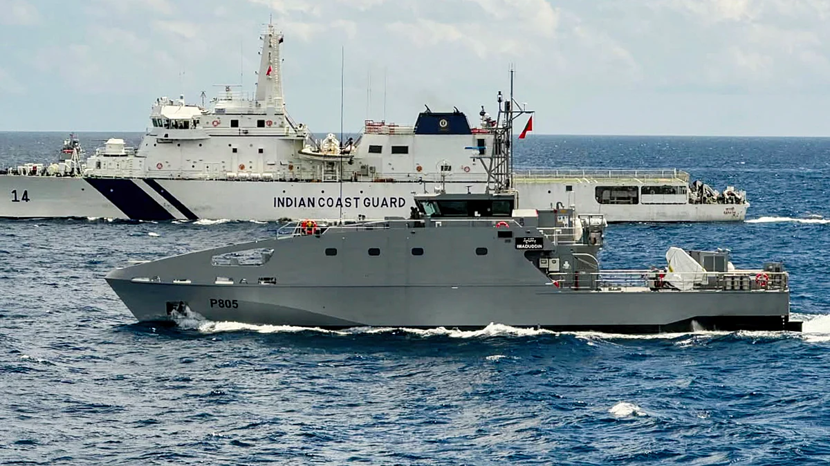 The Indian Navy's First Training Squadron (1TS) departs Malé, Maldives, 26 Oct 