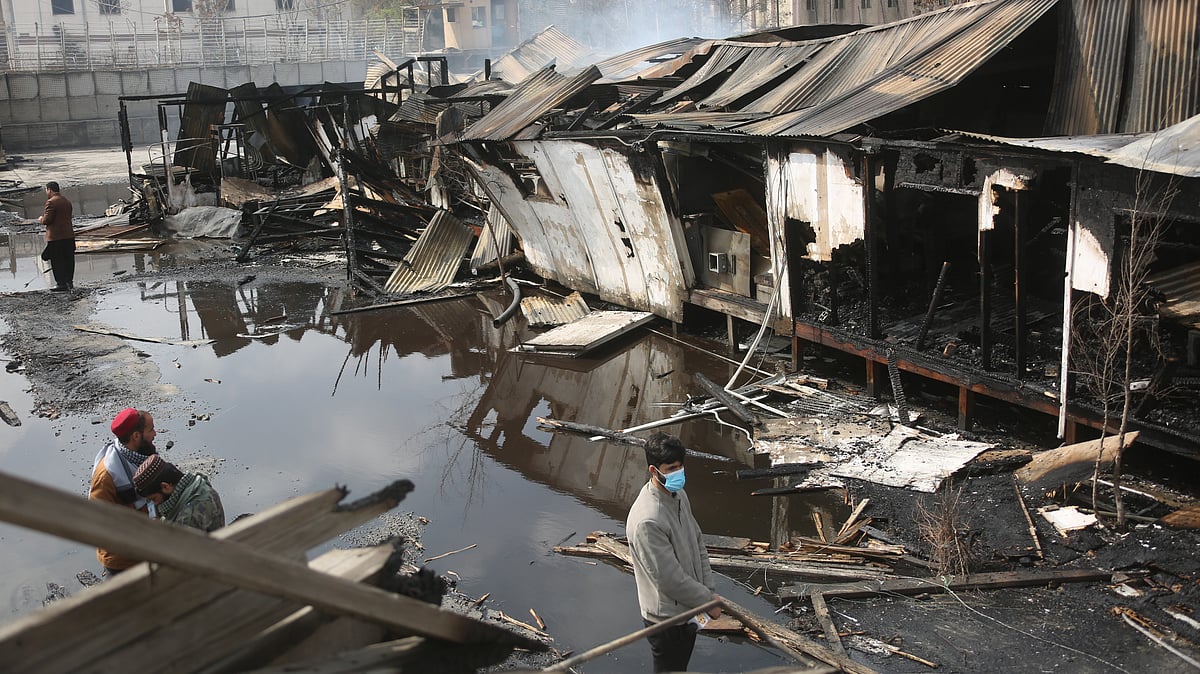 Afghan-Pakistan clashes worsen humanitarian crisis, over 10,000 ...