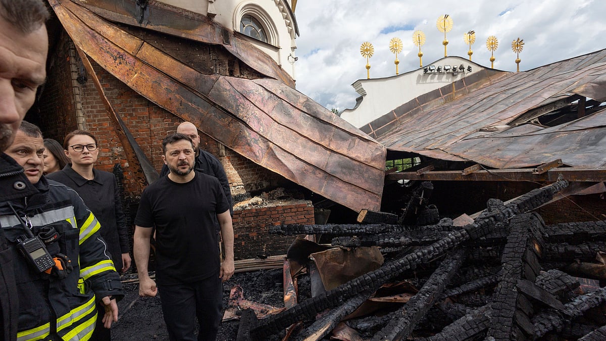Russia strikes Kyiv's bridge in a modified tactic to disrupt Ukrainian ...