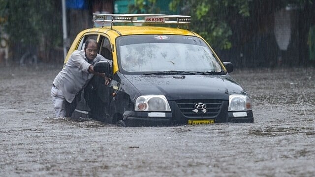 Cong MP accuses Maharashtra govt of insensitivity over Mumbai rain ...