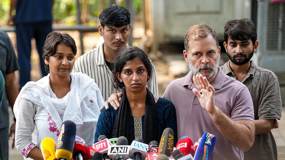 Don't obstruct protesting students, they are India's voice: Rahul to PM ...