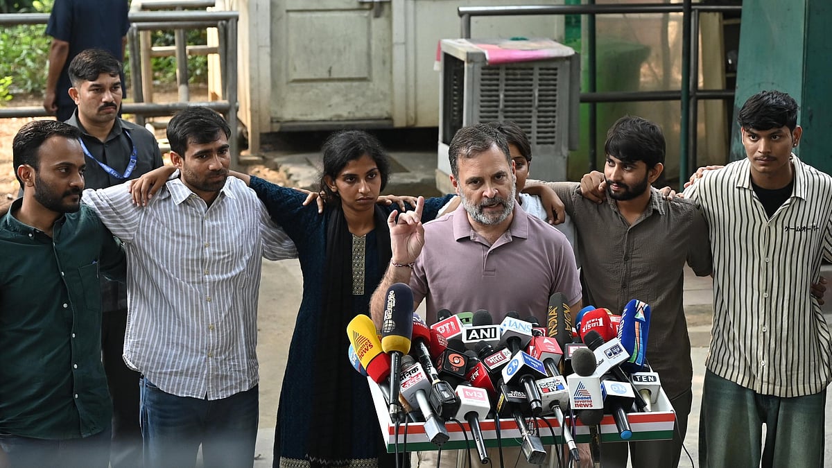 Don't obstruct protesting students, they are India's voice: Rahul to PM ...