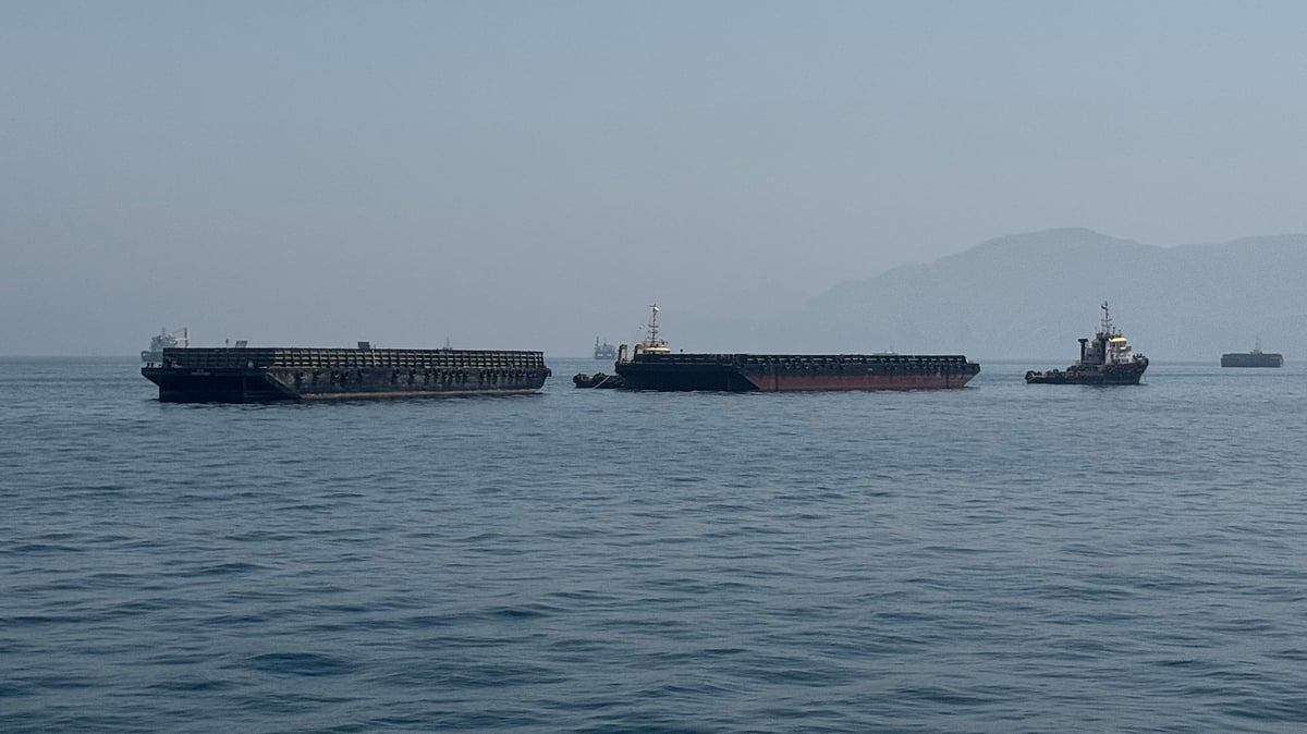 Iran warns of retaliation as Hormuz crisis deepens, rejects US military ...