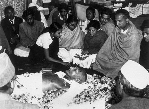 महात्मा गांधी का पार्थिव शरीर/ फोटो: Getty Images