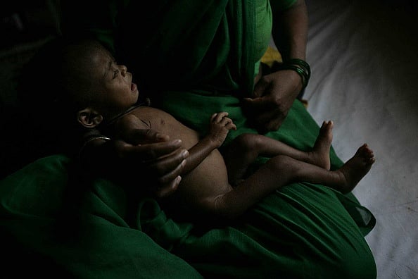 भारत में तेजी से बढ़ रहा है कुपोषण का खतरा