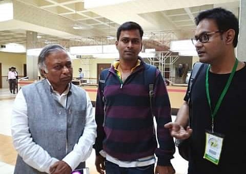 बंगाल में जड़ें जमाता संघ : भगवा मांद में घुसकर सनसनीखेज़ पड़ताल
