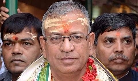 सजा की बजाय ईनाम मिला एम के सिंह को, बनाए गए बीएचयू के चीफ प्रॉक्टर 