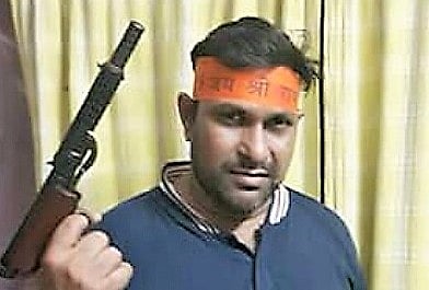 फोटो : संतोष के फेसबुक पेज से ली गयी फोटो