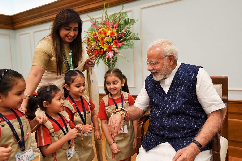 पीएम मोदी का बर्थ-डे, बच्चों का ‘नो संडे’