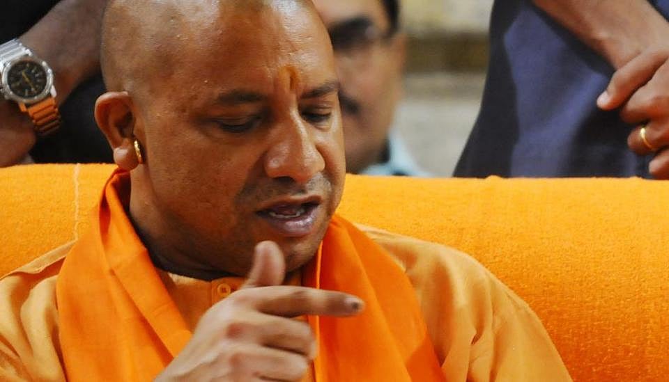 6 महीने में हर मोर्चे पर फेल योगी सरकार, कट्टरवादी हिंदू की छवि बरकरार
