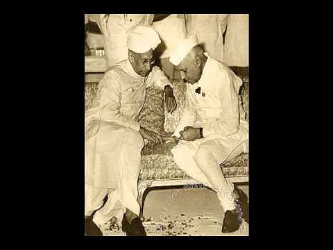 शिक्षक दिवस विशेष : पूरी दुनिया को एक
विद्यालय मानते थे डॉ. राधाकृष्णन