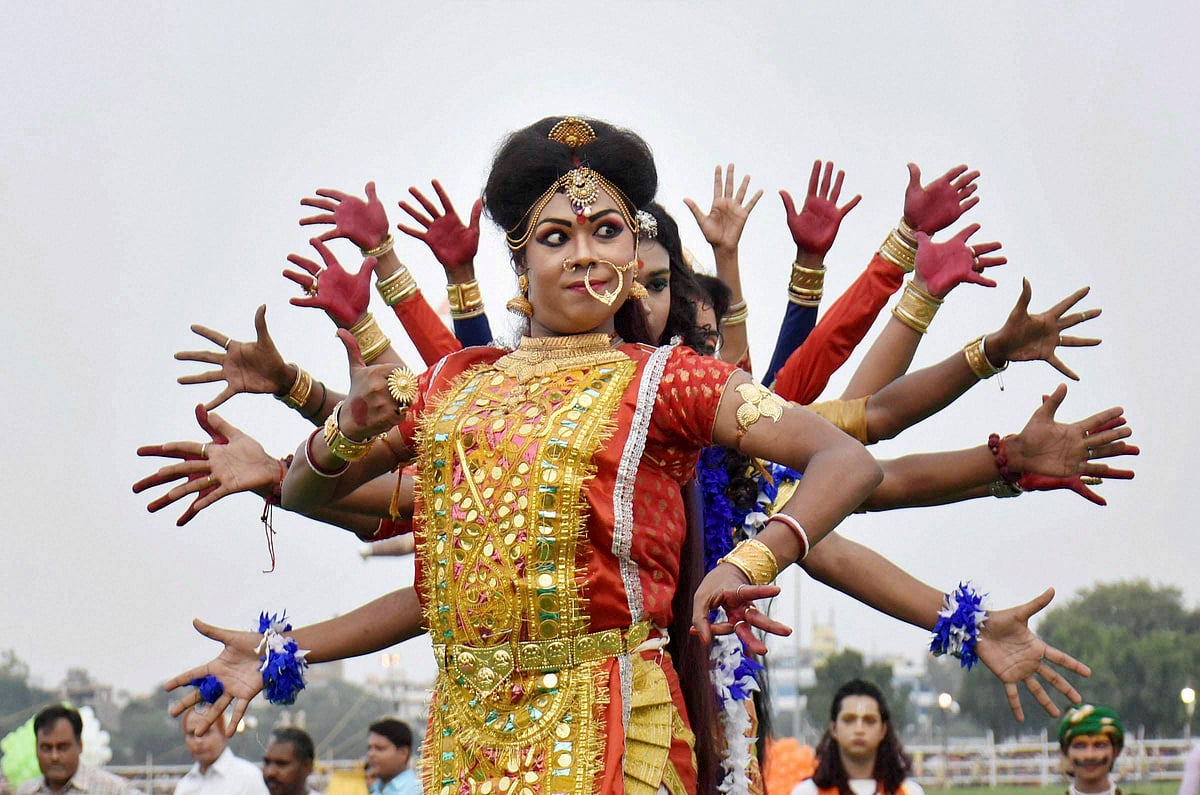 दशहरा और दुर्गा विसर्जन...देश ने मनाया उत्सव
