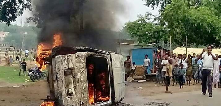 कोर्ट परिसर में धमकी के बाद मॉब लिंचिंग के  चश्मदीद गवाह की पत्नी की  सड़क दुर्घटना में
मौत