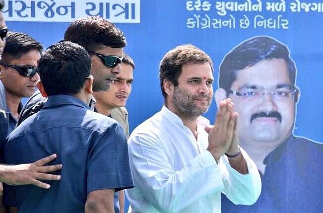 ‘कांग्रेस आवे छे, नवसर्जन लावे छे’ : राहुल की मौजूदगी में कांग्रेस में शामिल होने के बाद अल्पेश ठाकुर का ऐलान