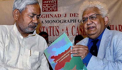 कॉपीराइट मामले में अब आईएएस देंगे नीतीश कुमार के खिलाफ गवाही !