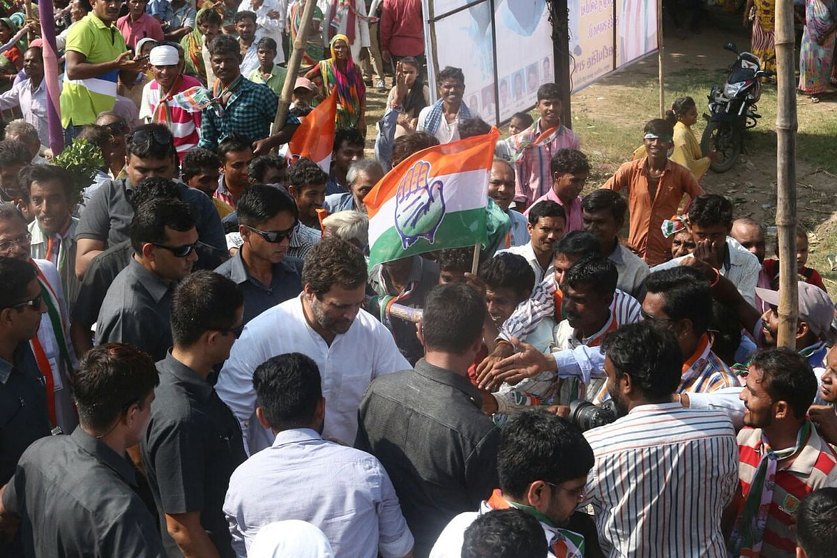 # डरो मत, पूछो सवाल : राहुल गांधी 