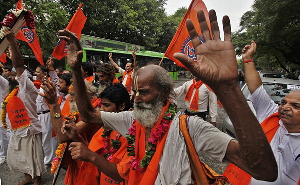 विकास नहीं, हिंदुत्व और राम मंदिर होगा 2019 का एजेंडा, फरवरी में  होगी ‘राम राज्य रथयात्रा’