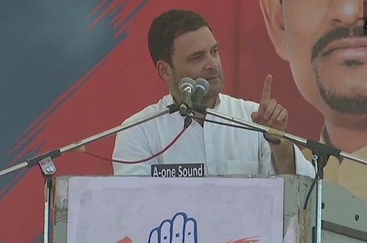 गुजरात रैली में राहुल का नया हमला, कहा, मोदी का जीएसटी है ‘गब्बर सिंह टैक्स’ 