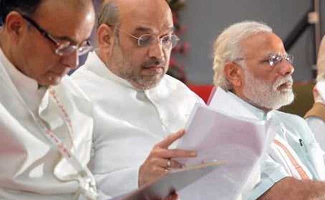 मोदी और अमित शाह के बीच उभरे मतभेद, योगी आदित्यनाथ हैं वजह?